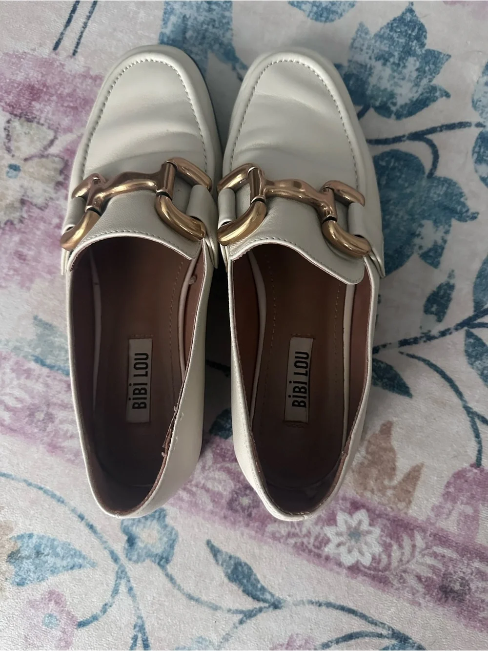 EUC - Women's Bibi Lou Cream Leather Loafers with Gold Buckle